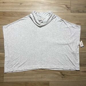 Terra & Sky Women's Cowl Neck Hacci Poncho Size 1X (16W-18W)‎ Gray